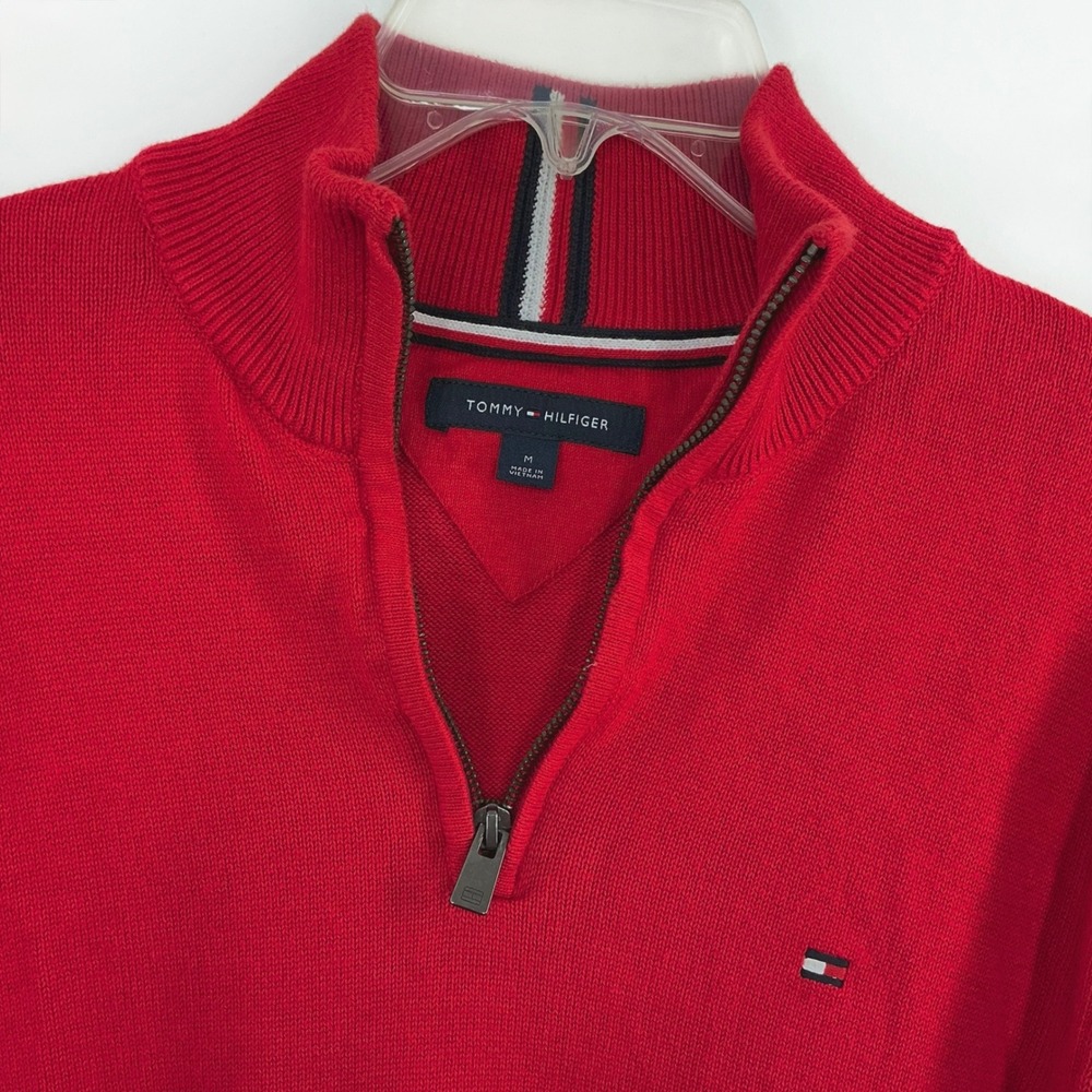 Tommy Hilfiger Men's Medium Red Quarter Zip Pullover Sweater Cotton Logo Preppy